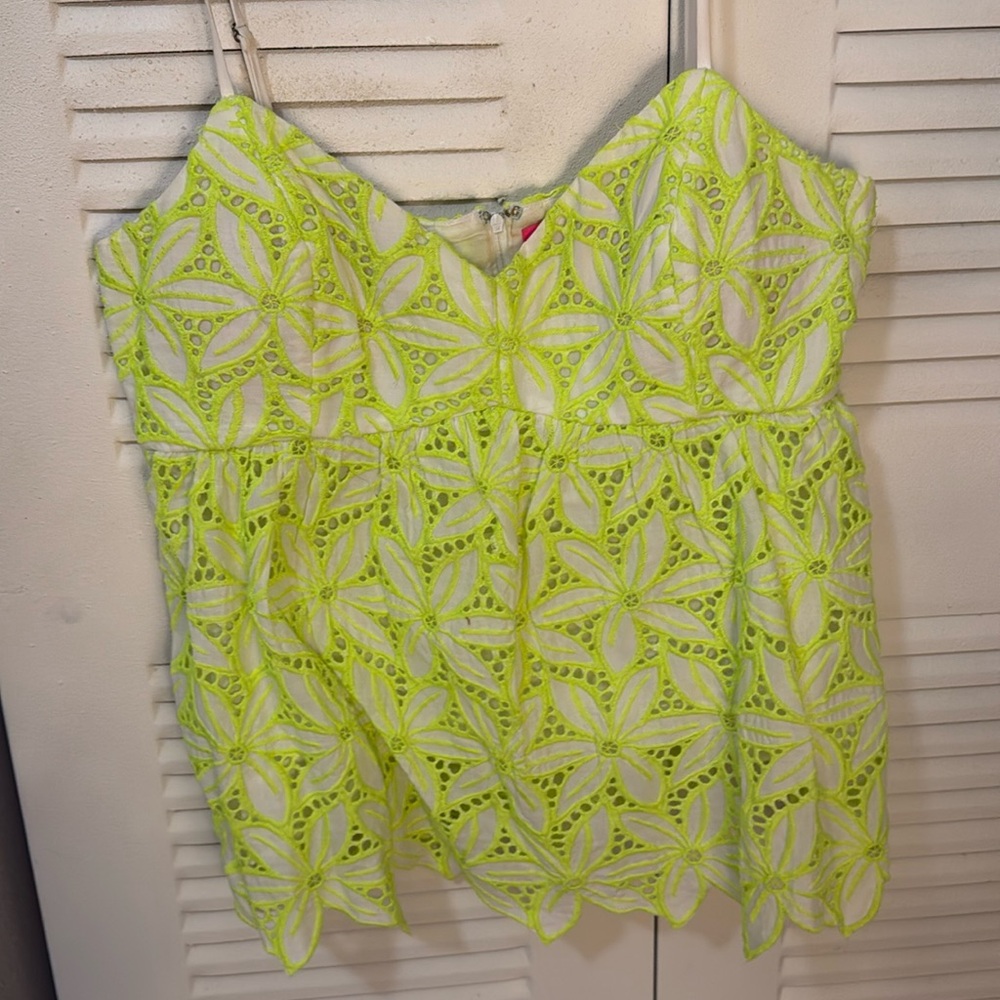 Lilly Pulitzer Mellie Top Pepino Green Mambo Eyelet $118 Size 6